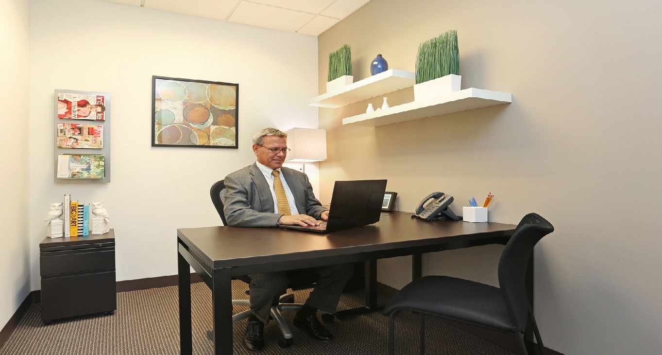 Rent office 8354 Northfield Blvd. — photo 9