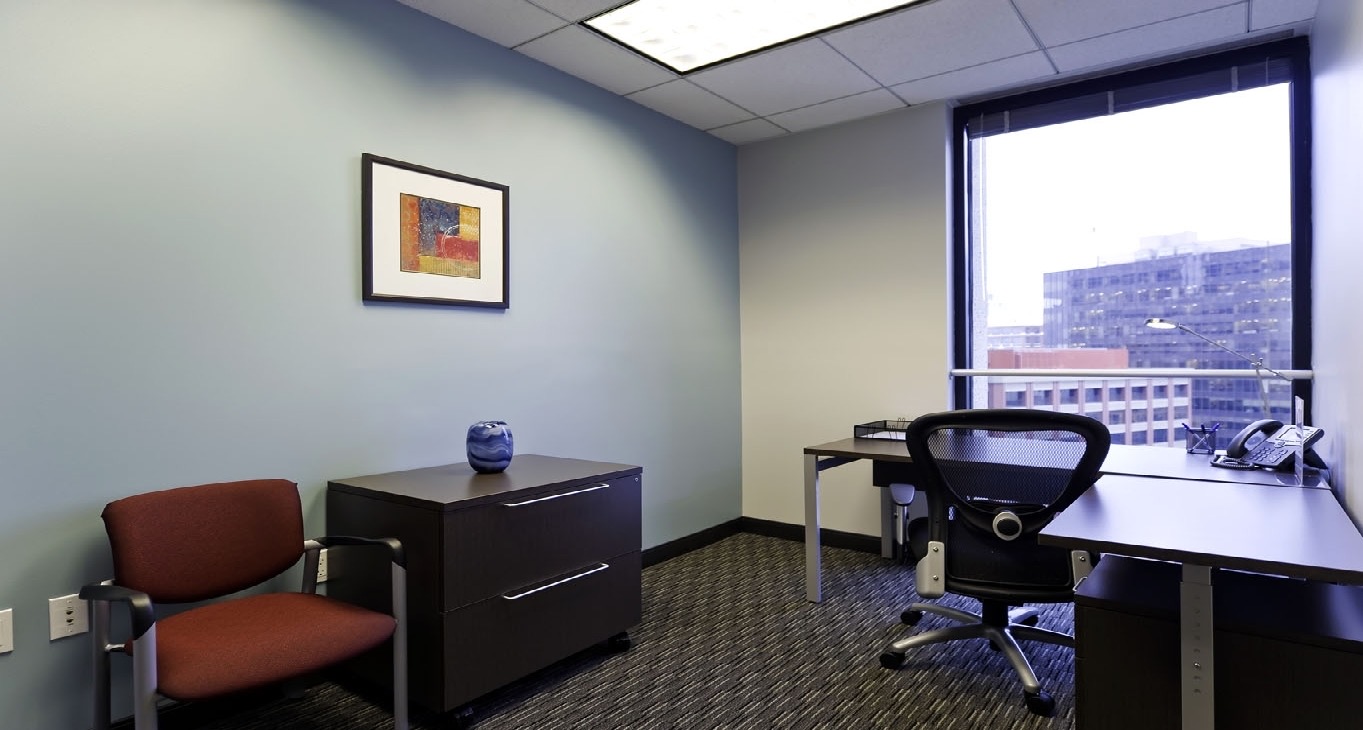 Rent office 8770 West Bryn Mawr Avenue — photo 8