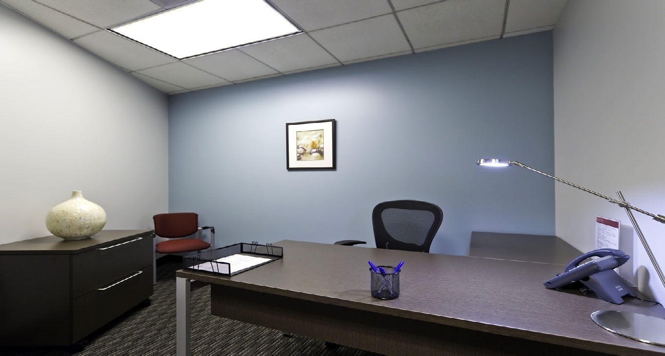 Rent office 8770 West Bryn Mawr Avenue — photo 7