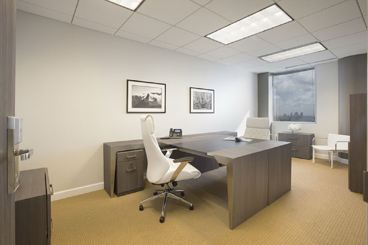 Business center 1001 Brickell Bay Drive Rent office 1001 Brickell Bay Drive — photo 6