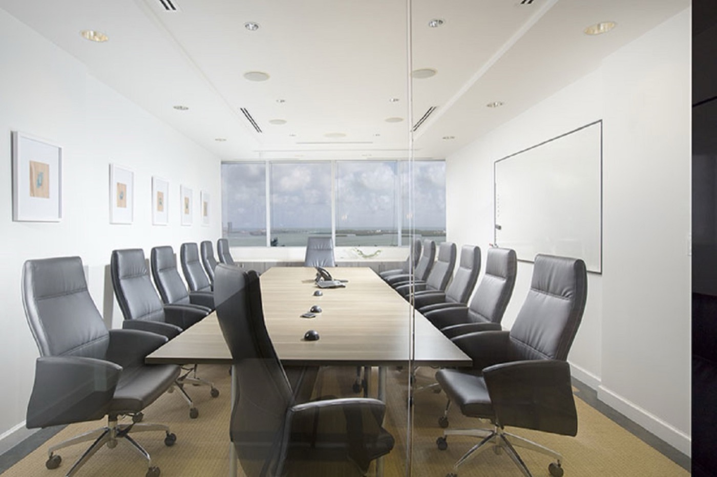 Business center 1001 Brickell Bay Drive Rent office 1001 Brickell Bay Drive — photo 7