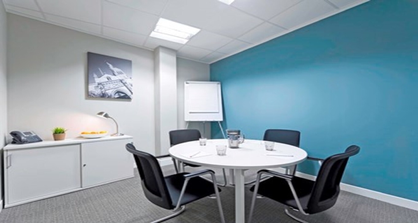 Rent office 88 Kingsway — photo 4
