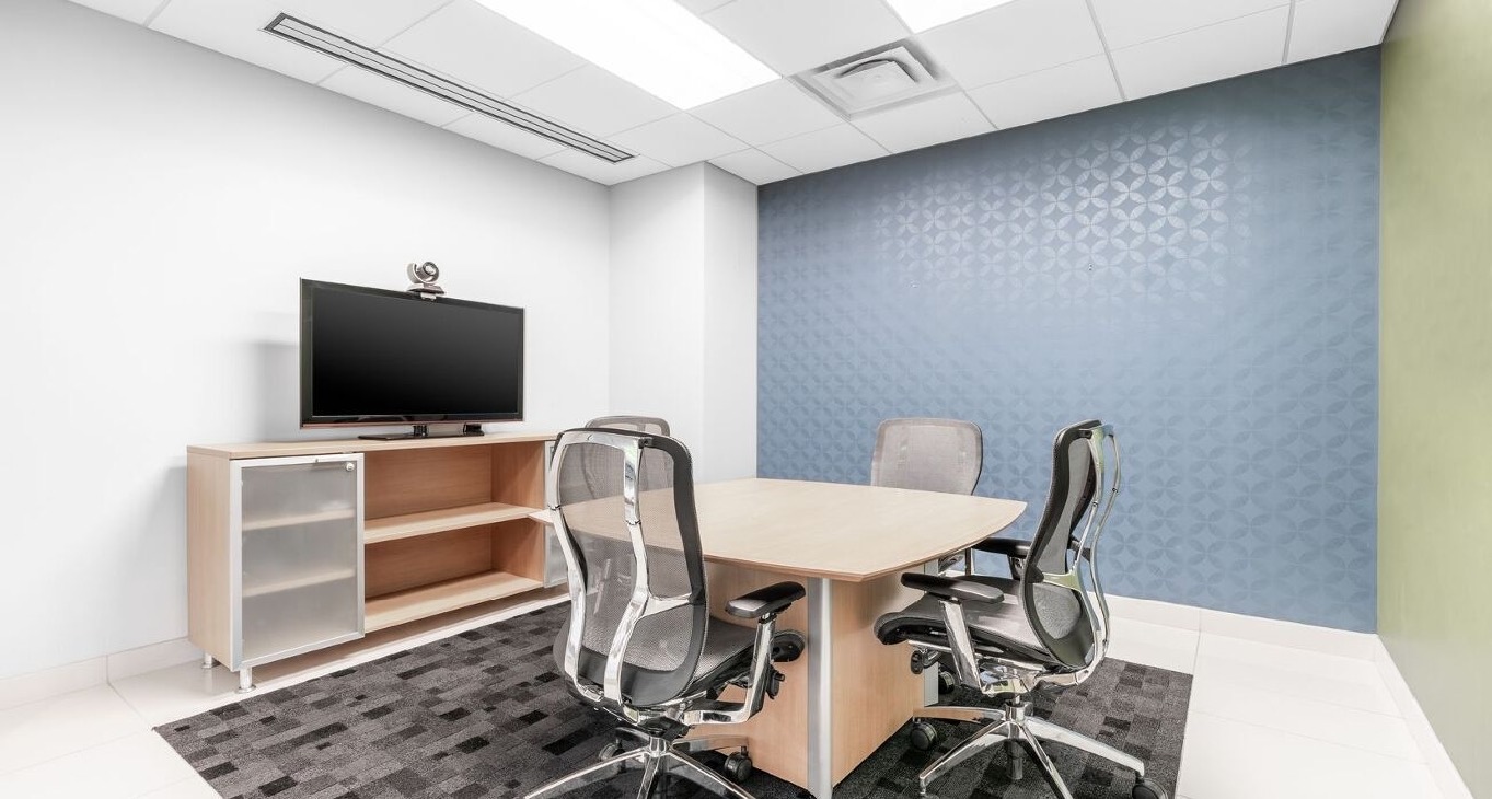 Rent office 939 W. North Avenue, Suite 750 — photo 15