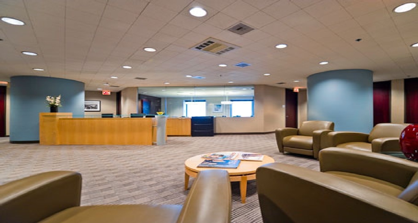 Rent office 980 North Michigan Avenue — photo 1