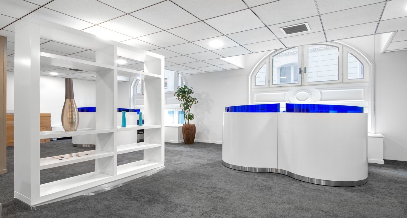 Rent office 9 Rue du 4 Septembre — photo 1