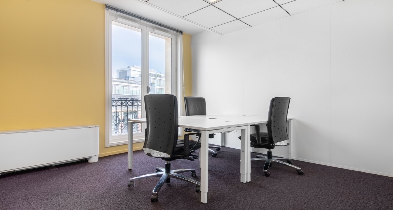 Rent office 9 Rue du 4 Septembre — photo 5