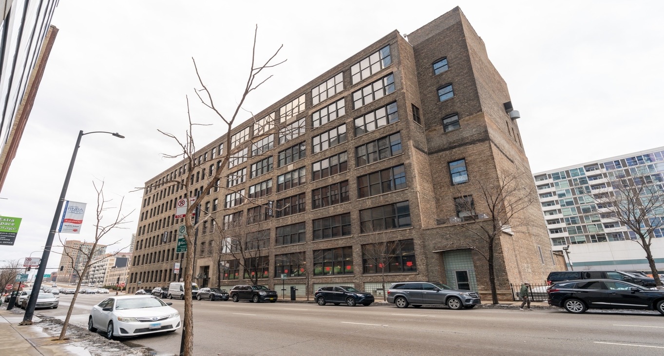 Rent office Adlake Building — photo 10