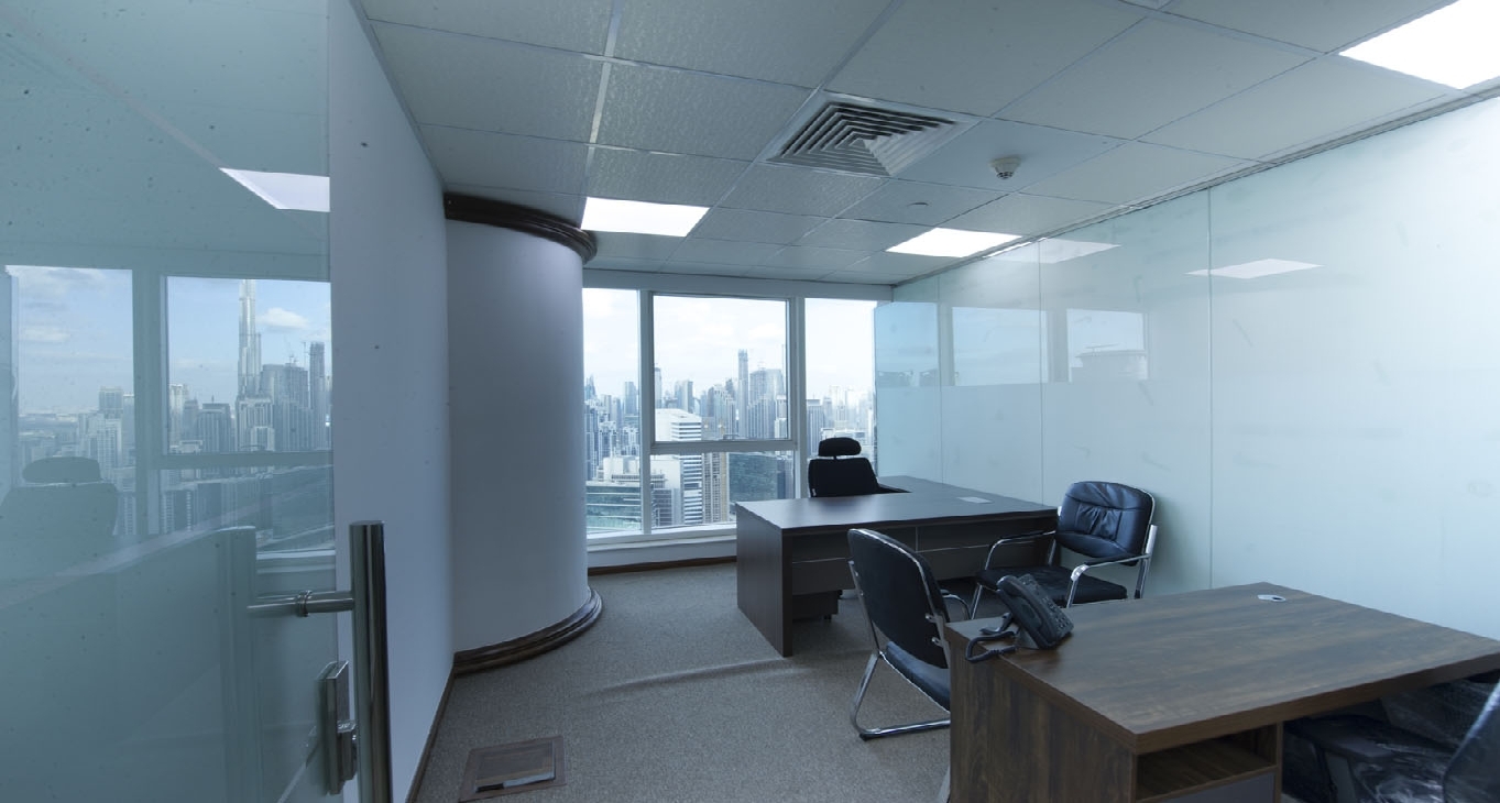 Rent office Churchill Tower — photo 2