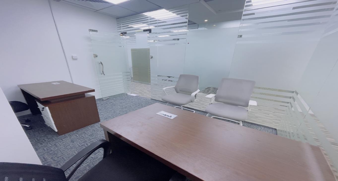 Business center Al Maktoum Road 12 Rent office Al Maktoum Road 12 — photo 1