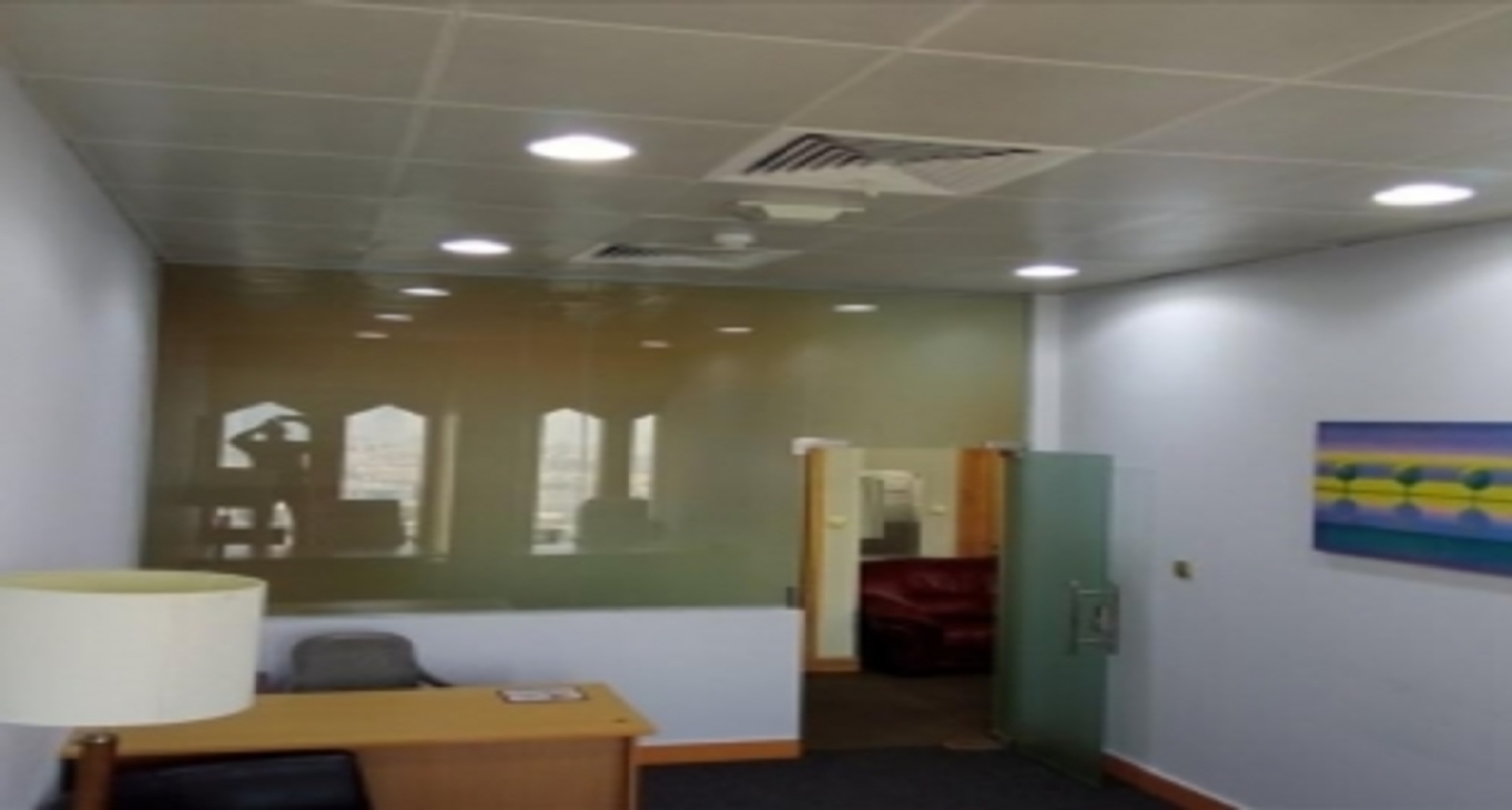 Rent office Al Masraf Tower — photo 6