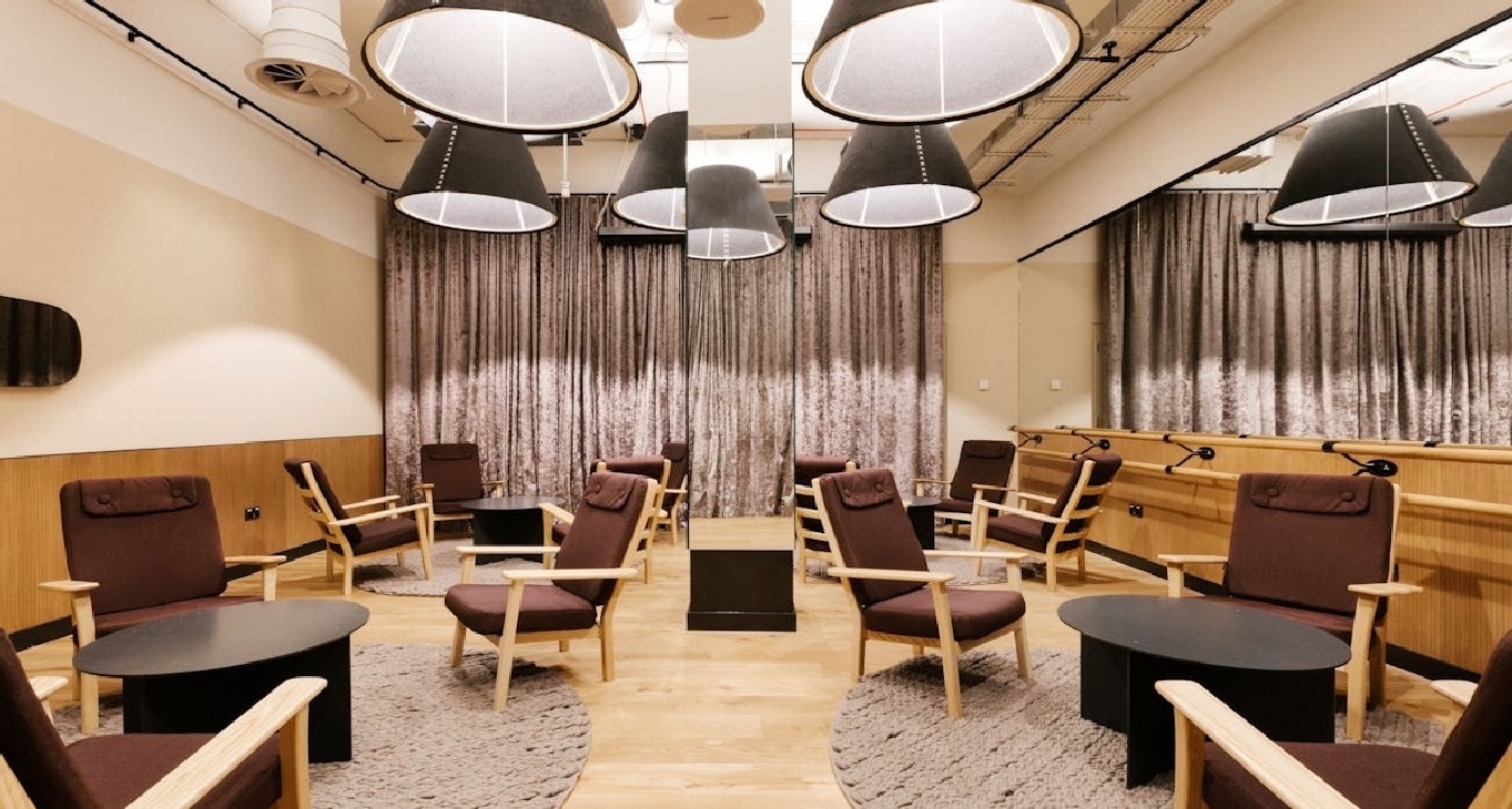 Pusat bisnis Aldwych 91 Rent office Aldwych 91 — photo 1
