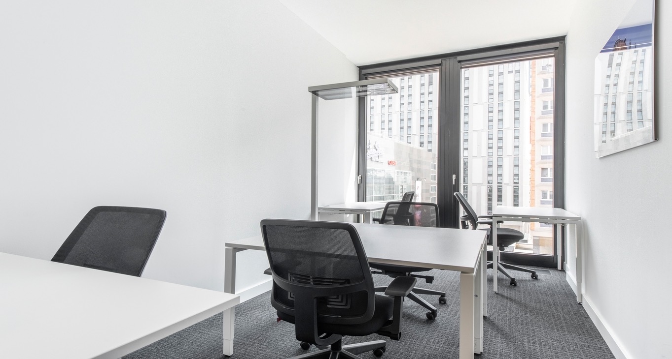 Rent office Alexanderplatz — photo 4