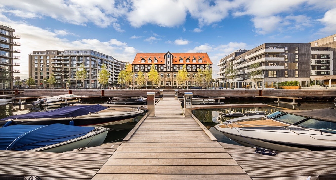 Rent office Alva Myrdals Plads 3 — photo 1
