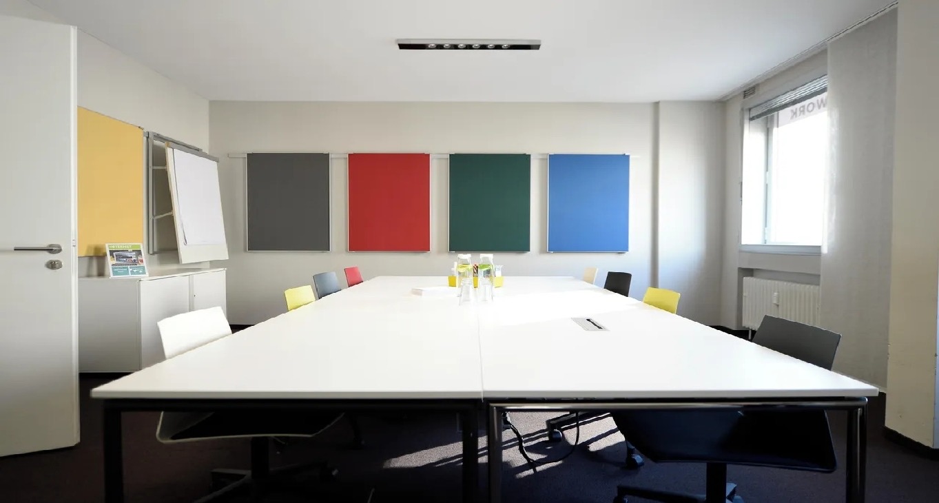 Office on flexible terms in Frankfurt: short lets from one month