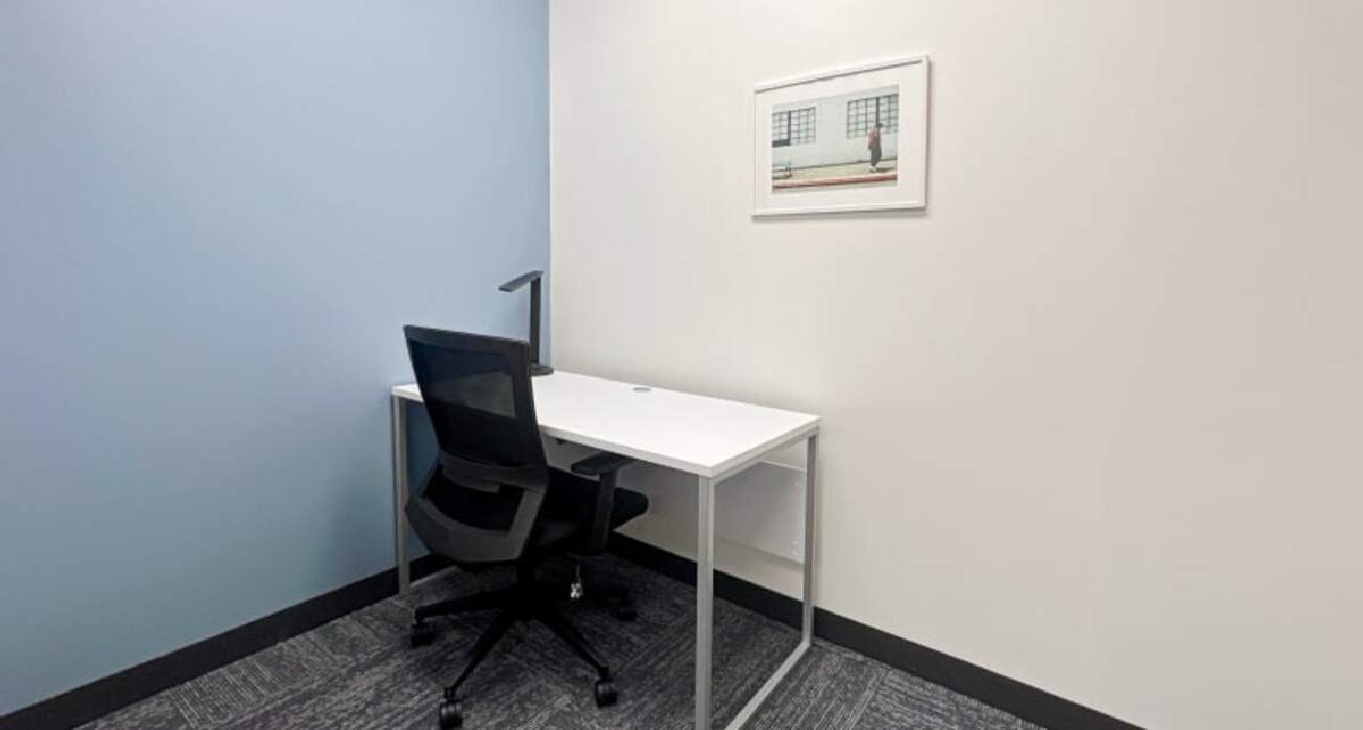Rent office Atlas Building 16821 Buccaneer Lane — photo 9