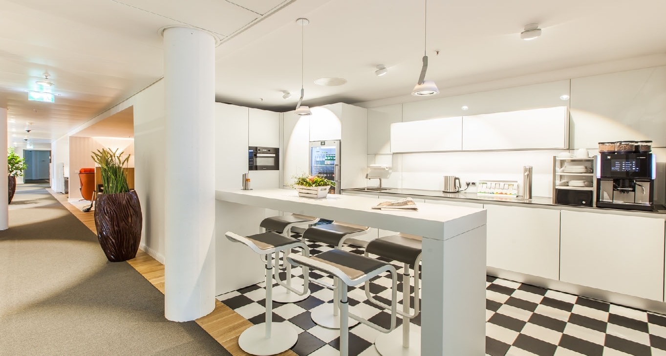 Rent office Ballindamm 39 — photo 2