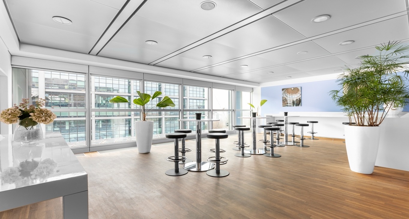 Rent office Europaplatz 2 — photo 12