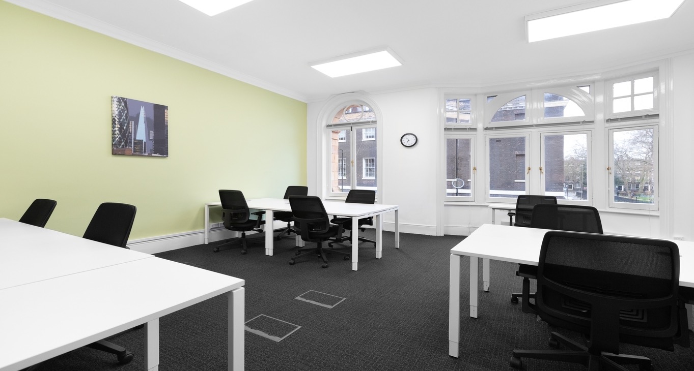 비즈니스 센터 Bloomsbury Square Rent office Bloomsbury Square — photo 4