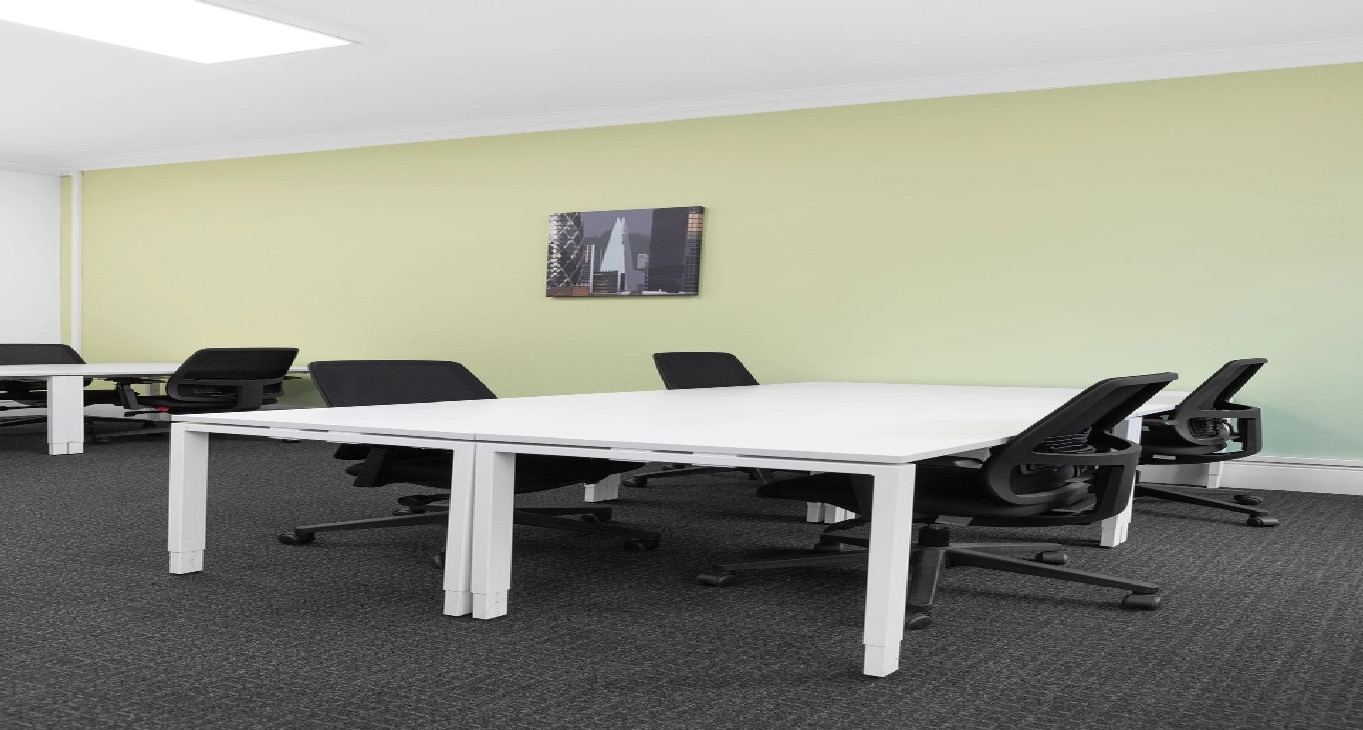 Rent office Bloomsbury Square 4 — photo 1