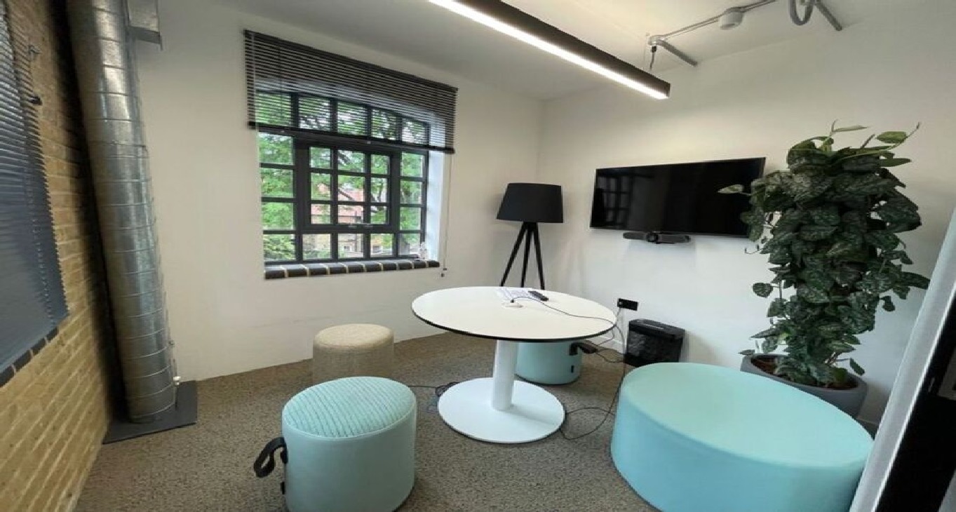 Rent office Boundary Row 8 — photo 4