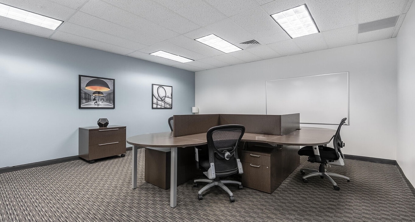 Rent office Broadway 1600 — photo 8
