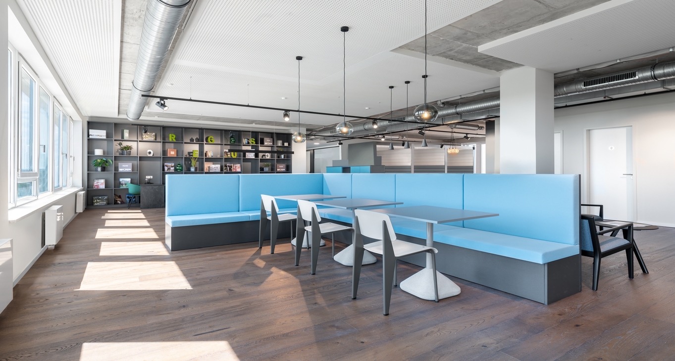 Rent office Brueckenquartier — photo 1