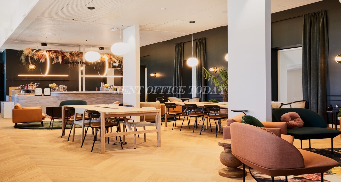 Rent office Coworking 4 rue Royale — photo 9