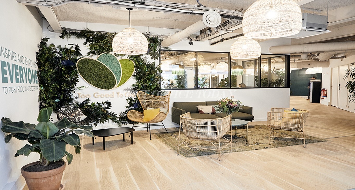 Rent office Coworking 12 rue Duhesme — photo 4