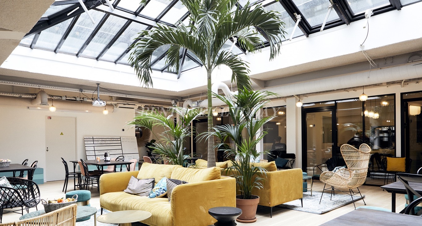 Rent office Coworking 12 rue Duhesme — photo 5