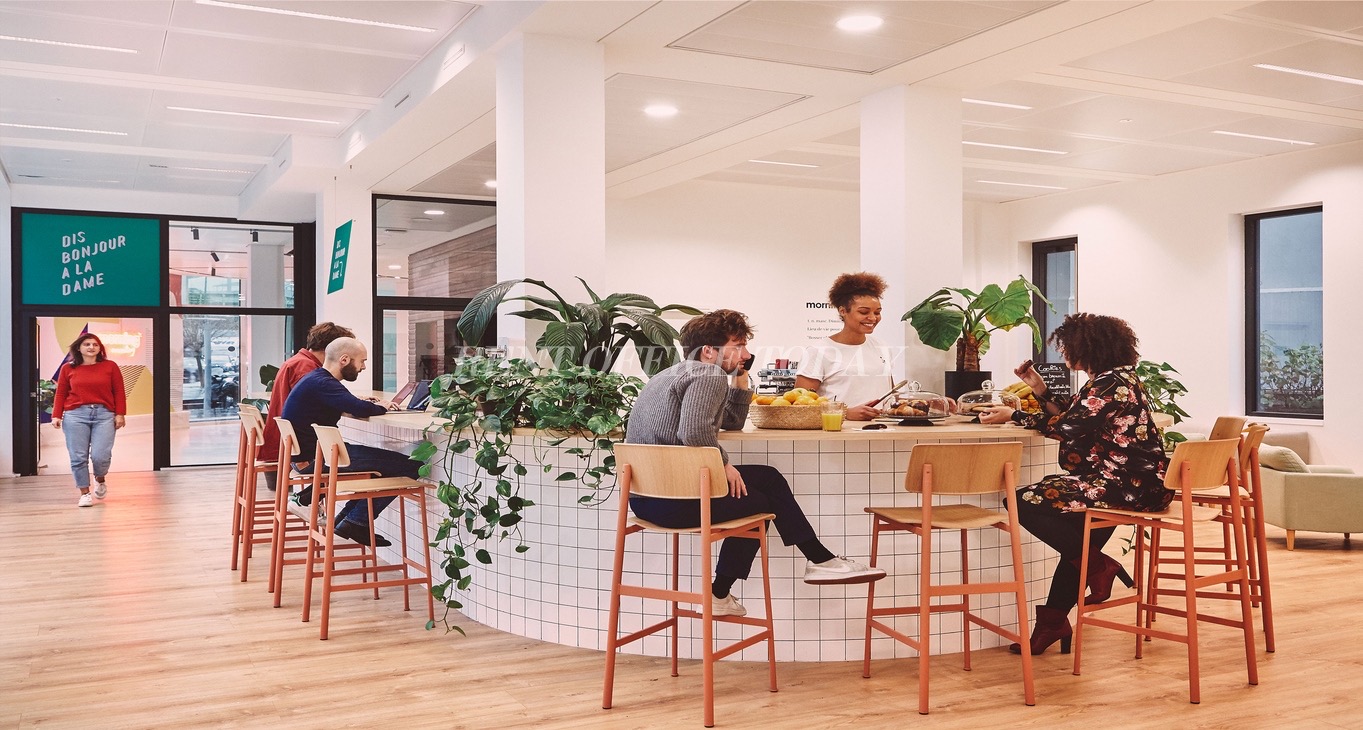 Business center Coworking 21 place des Nations Unies Rent office Coworking 21 place des Nations Unies — photo 10