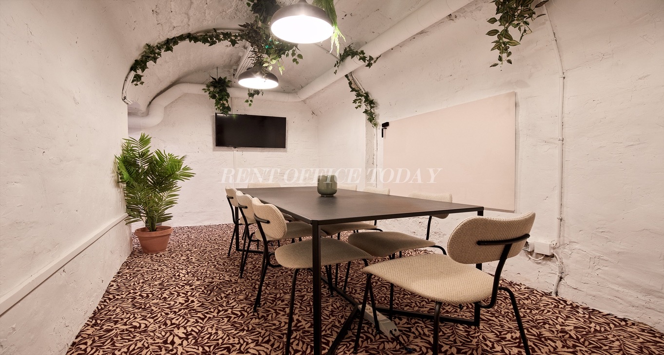 Rent office Coworking 11 Rue Notre Dame des Victoires — photo 3