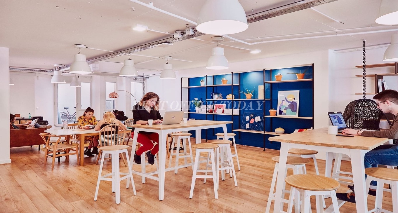 Rent office Coworking 1 impasse Reille — photo 3