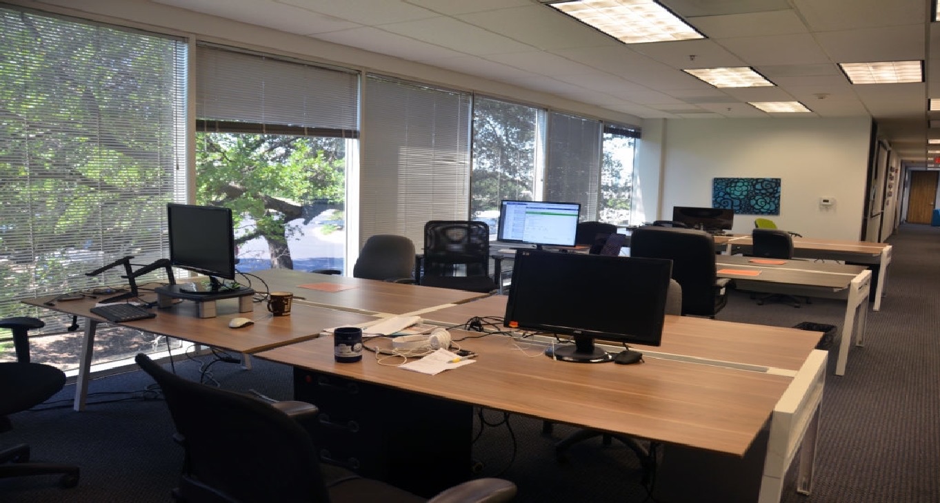 Rent office Business Park Drive 304 — photo 1