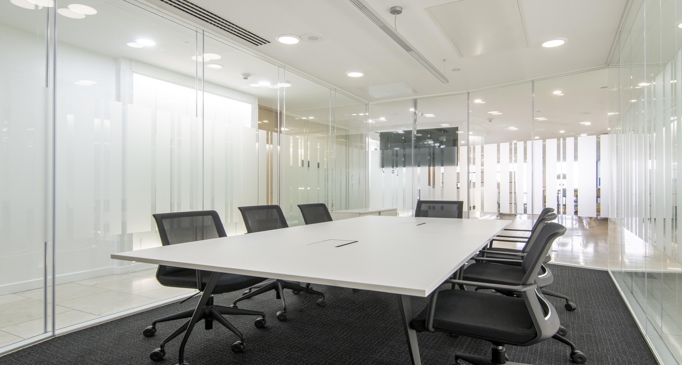 Rent office Canary Wharf 1 Canada Square — photo 8