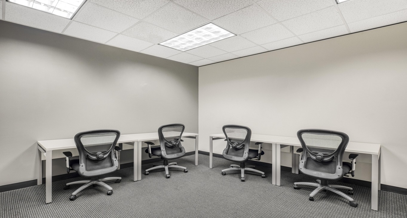 Rent office Capital One Building — photo 5