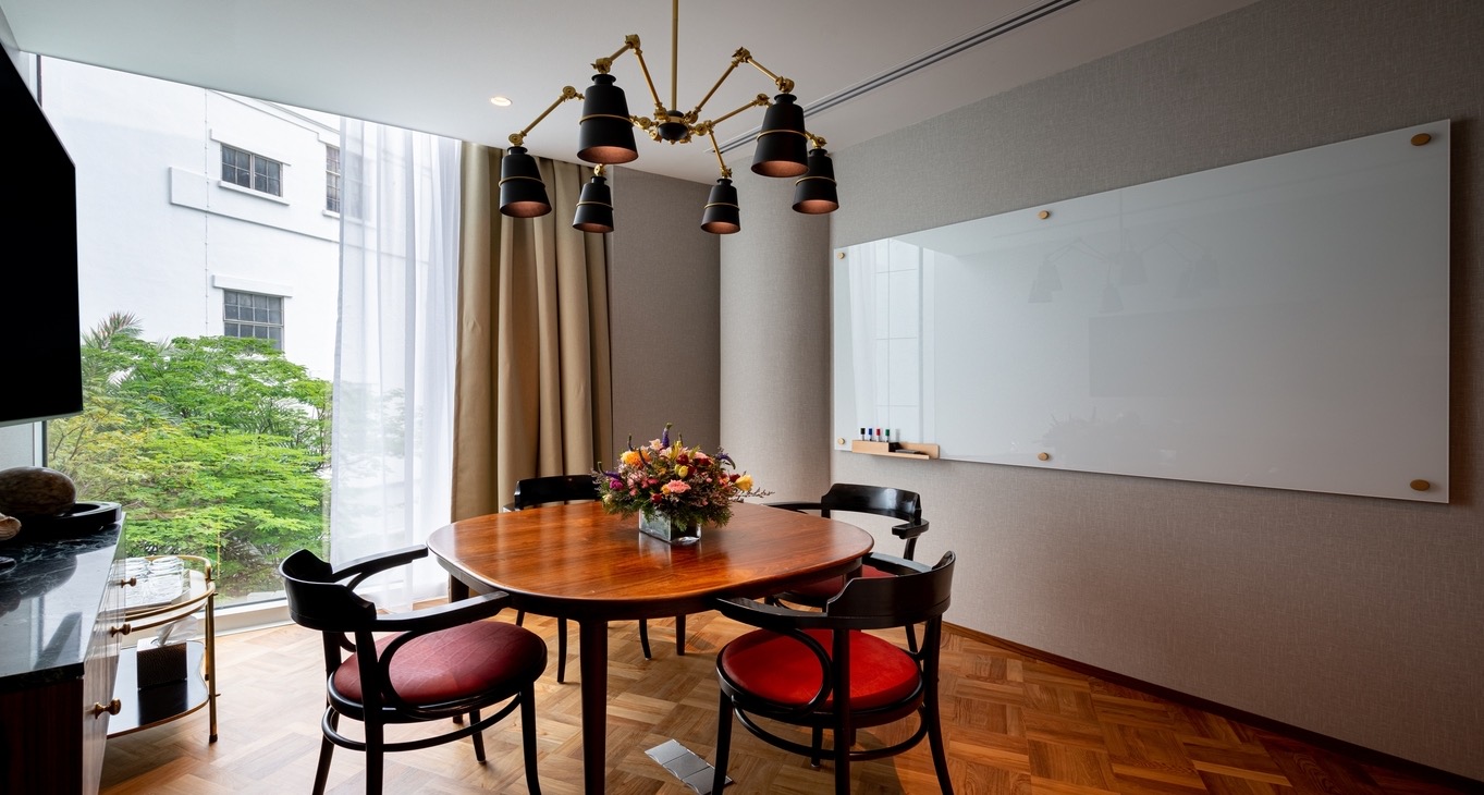Pusat perniagaan Capitol Piazza Rent office Capitol Piazza — photo 11