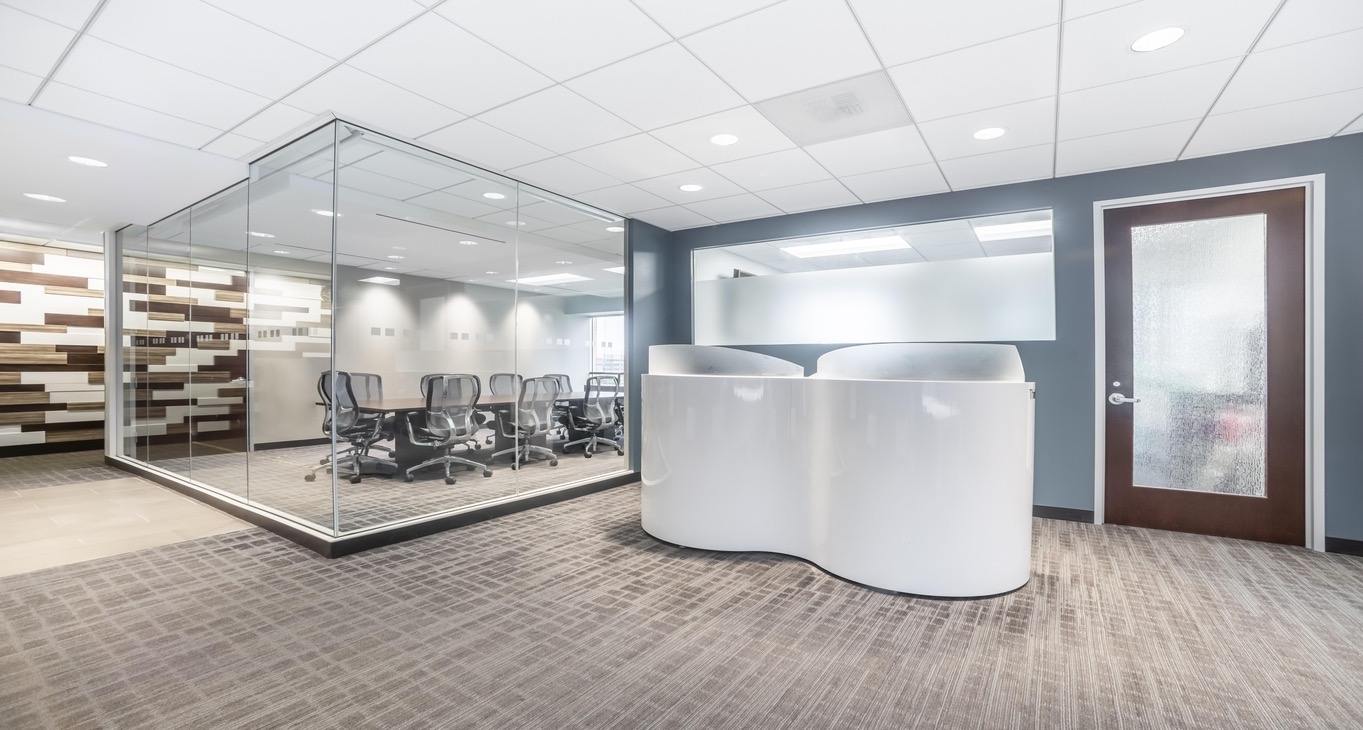 비즈니스 센터 Century Plaza Towers Rent office Century Plaza Towers — photo 1
