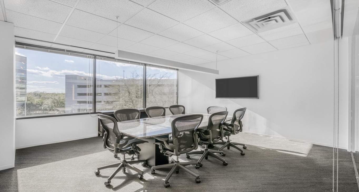Rent office Chasewood Technology Park — photo 1
