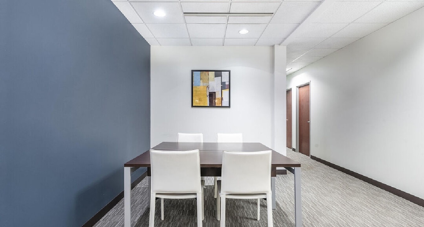 Pusat bisnis CityWest Boulevard 2500 Rent office CityWest Boulevard 2500 — photo 4