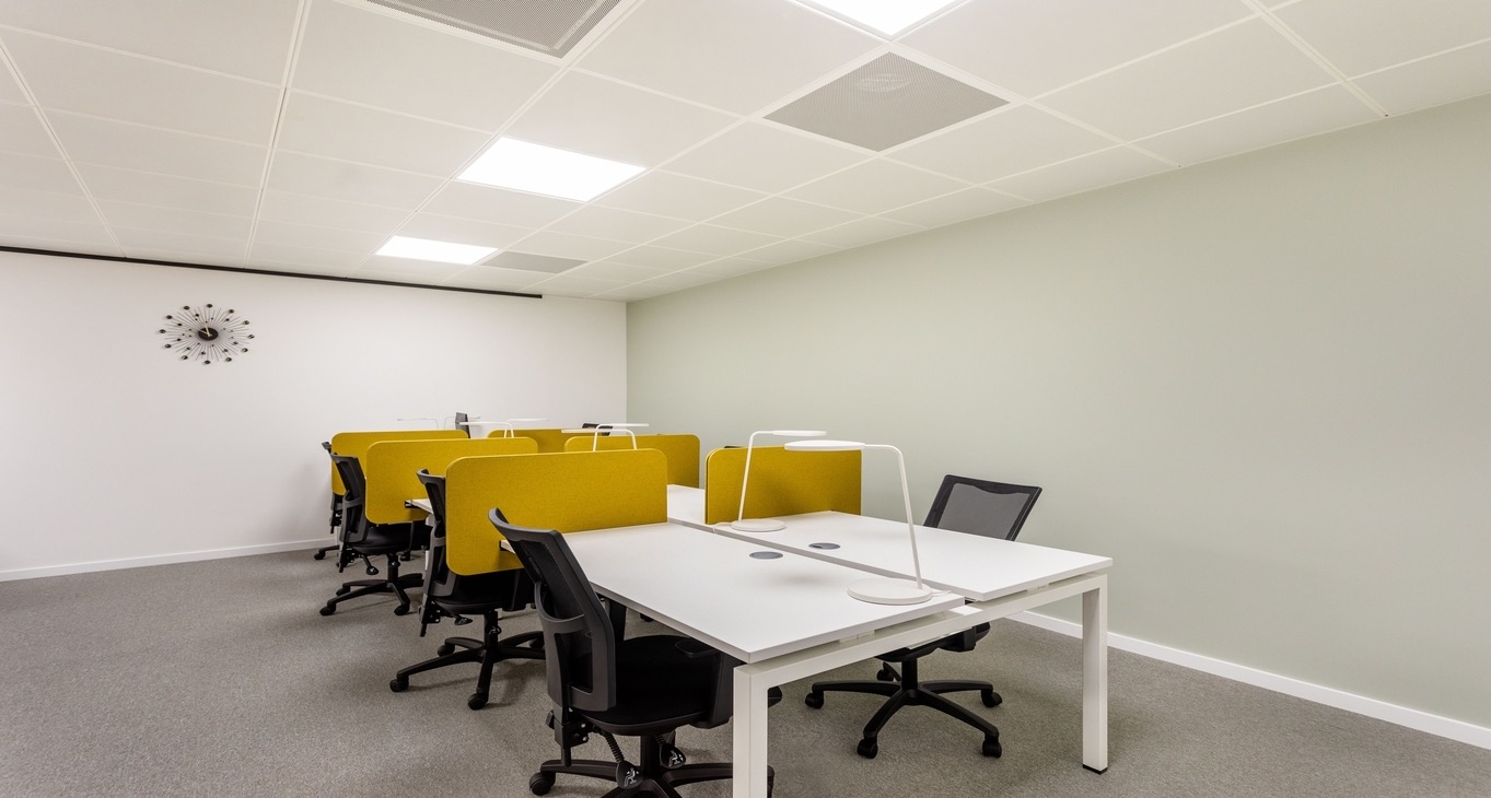 Rent office City North West Place — photo 9
