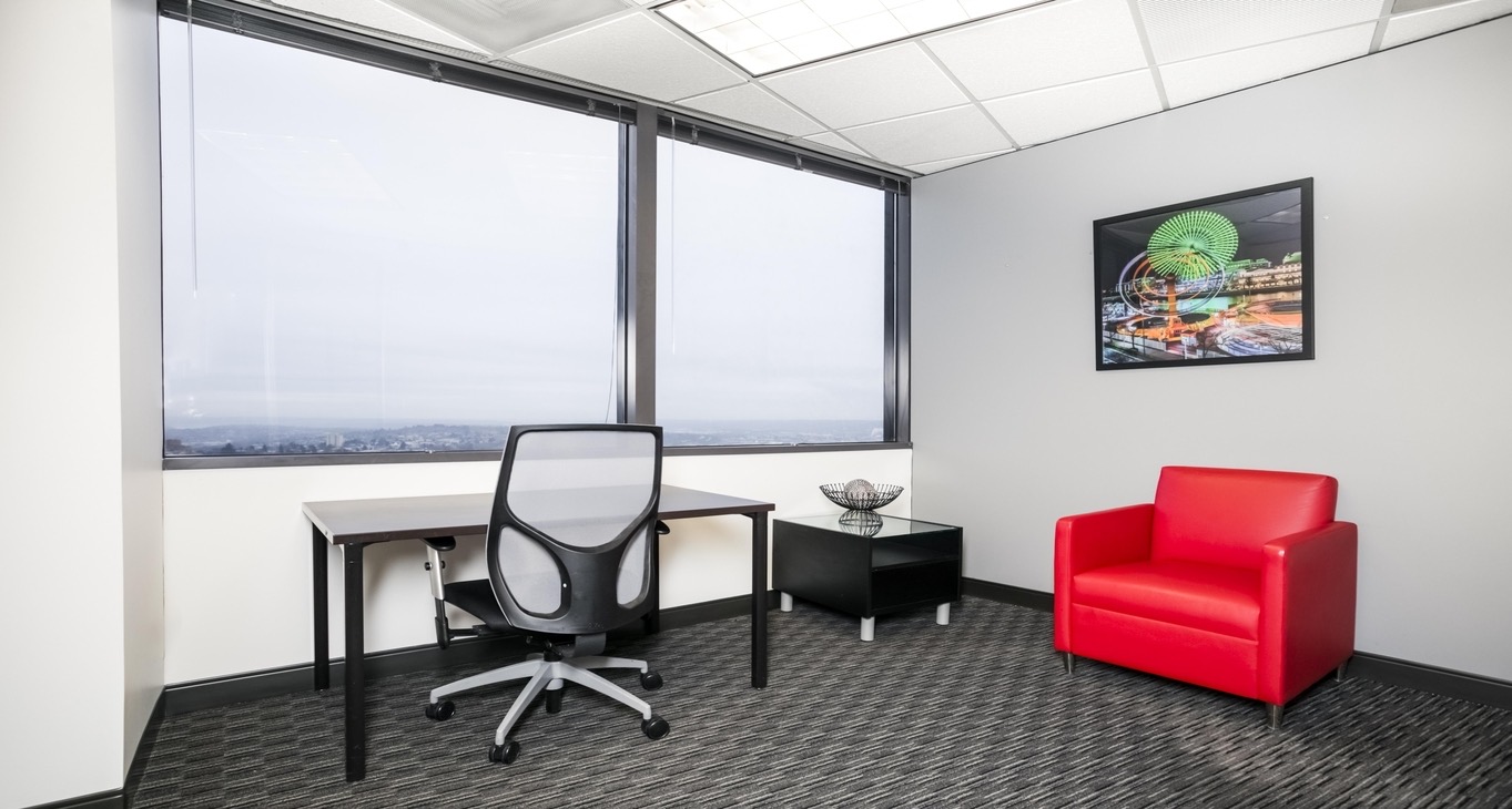 Επιχειρηματικό κέντρο Columbia Tower Rent office Columbia Tower — photo 5