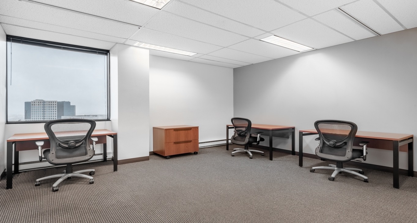Rent office Denver Place — photo 3