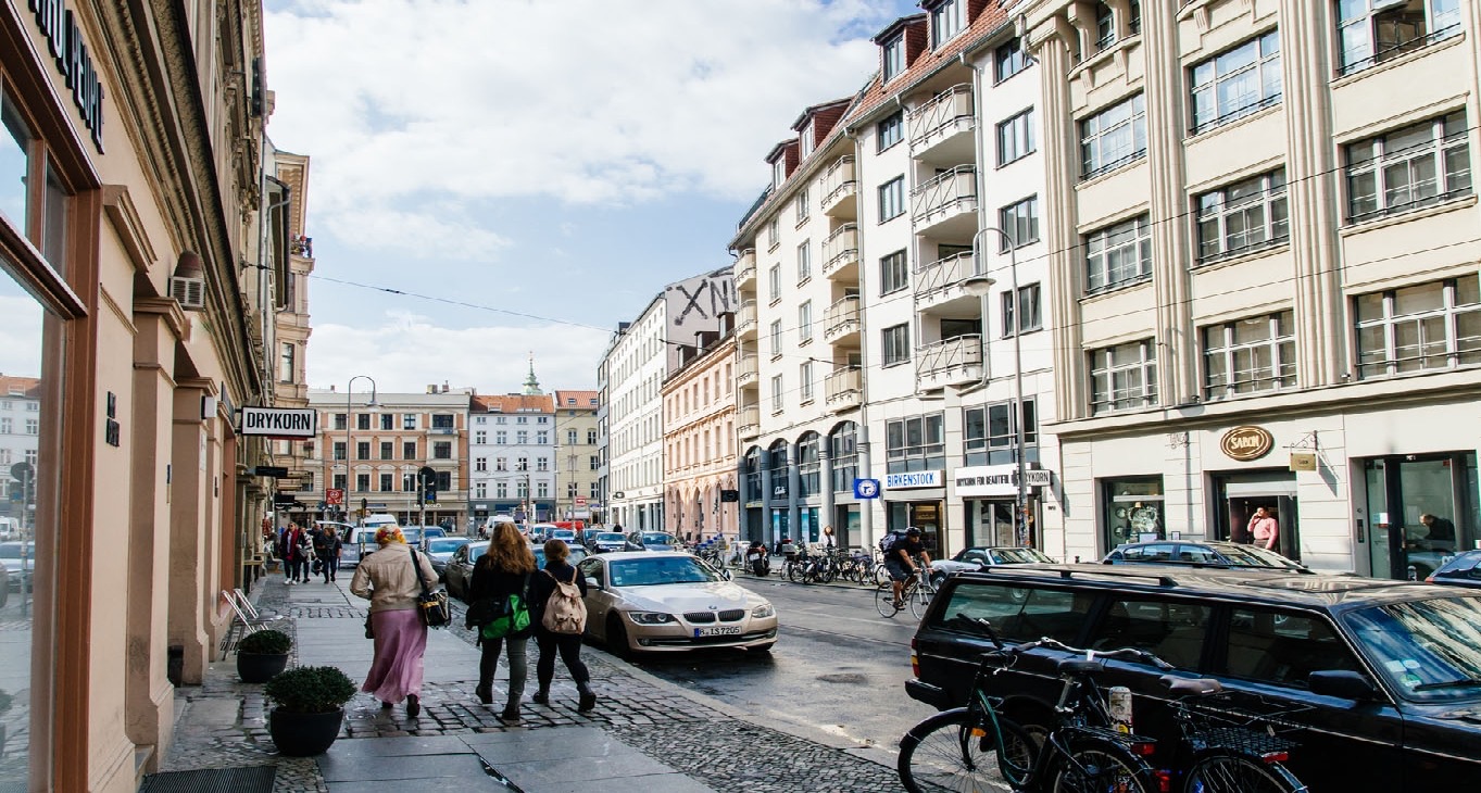 Rent office WeWork Dircksenstraße — photo 1
