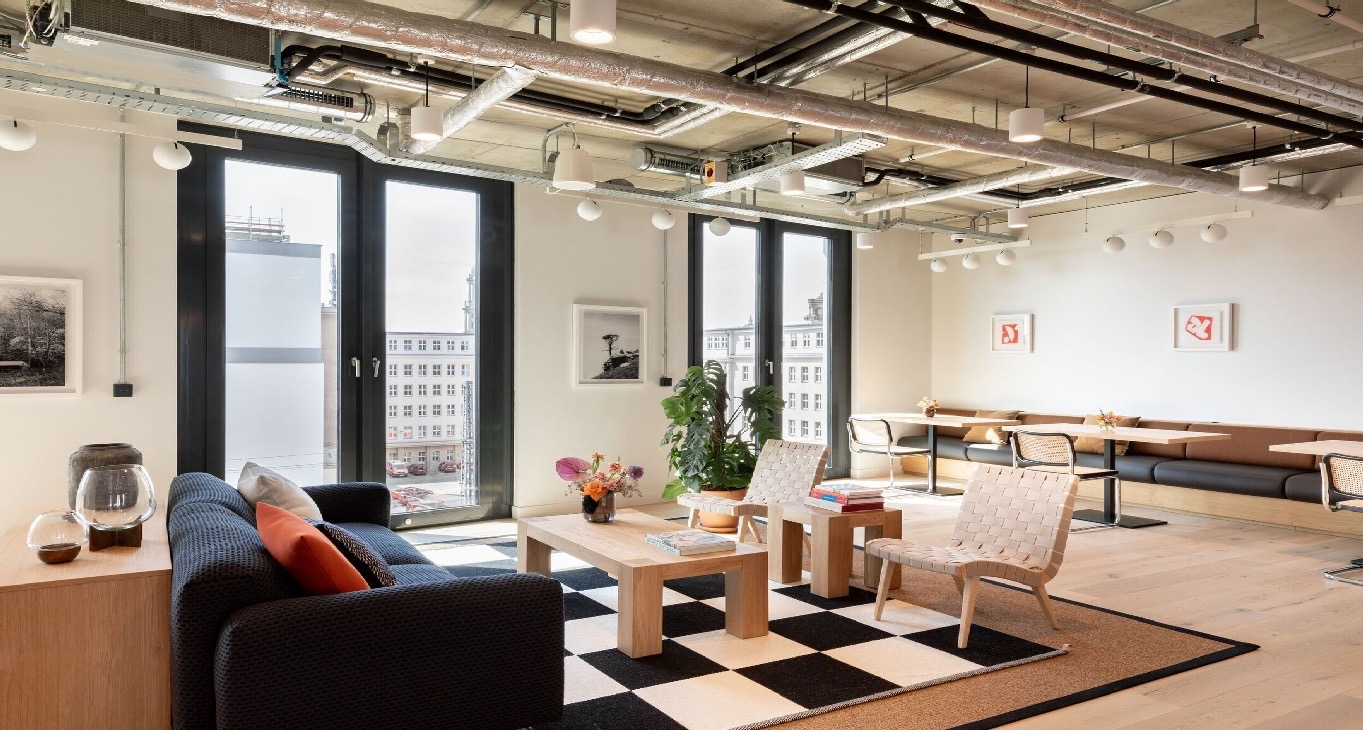 Rent office WeWork Dircksenstraße — photo 3