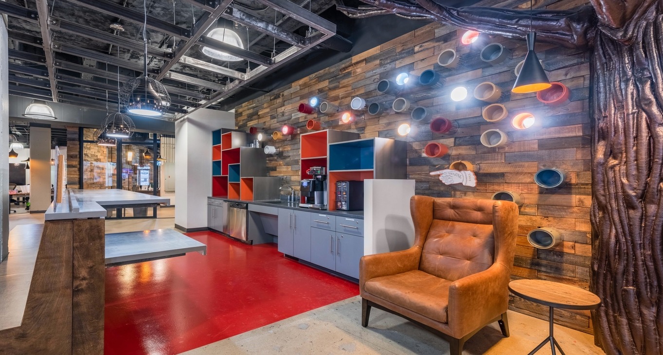 Rent office Dobie Center — photo 4