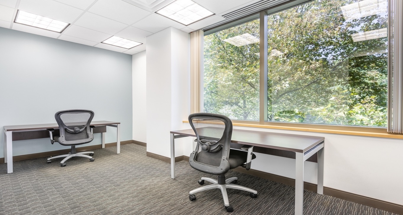 Rent office Eagleview Corporate Center — photo 7