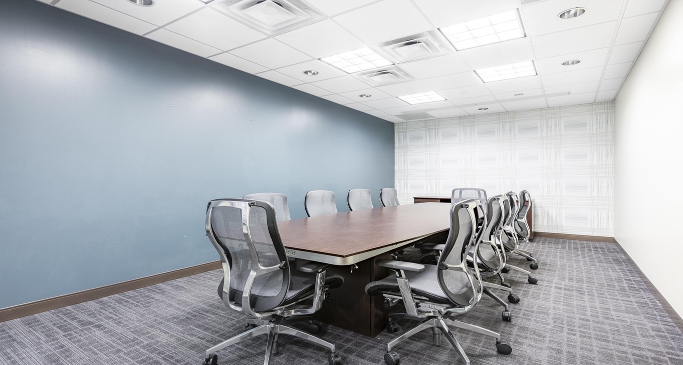 Rent office Eagleview Corporate Center — photo 8