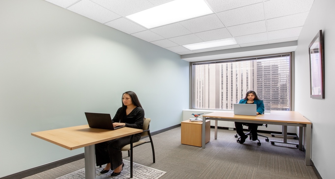 Rent office Equitable Building — photo 7
