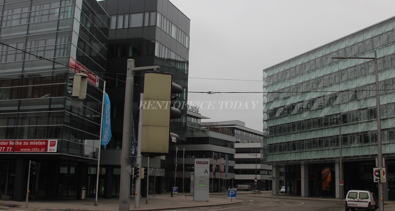 Rent office Evroplaza, Phase 1 — photo 37