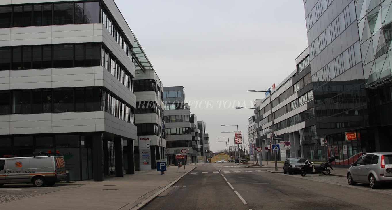 Rent office Evroplaza, Phase 1 — photo 25